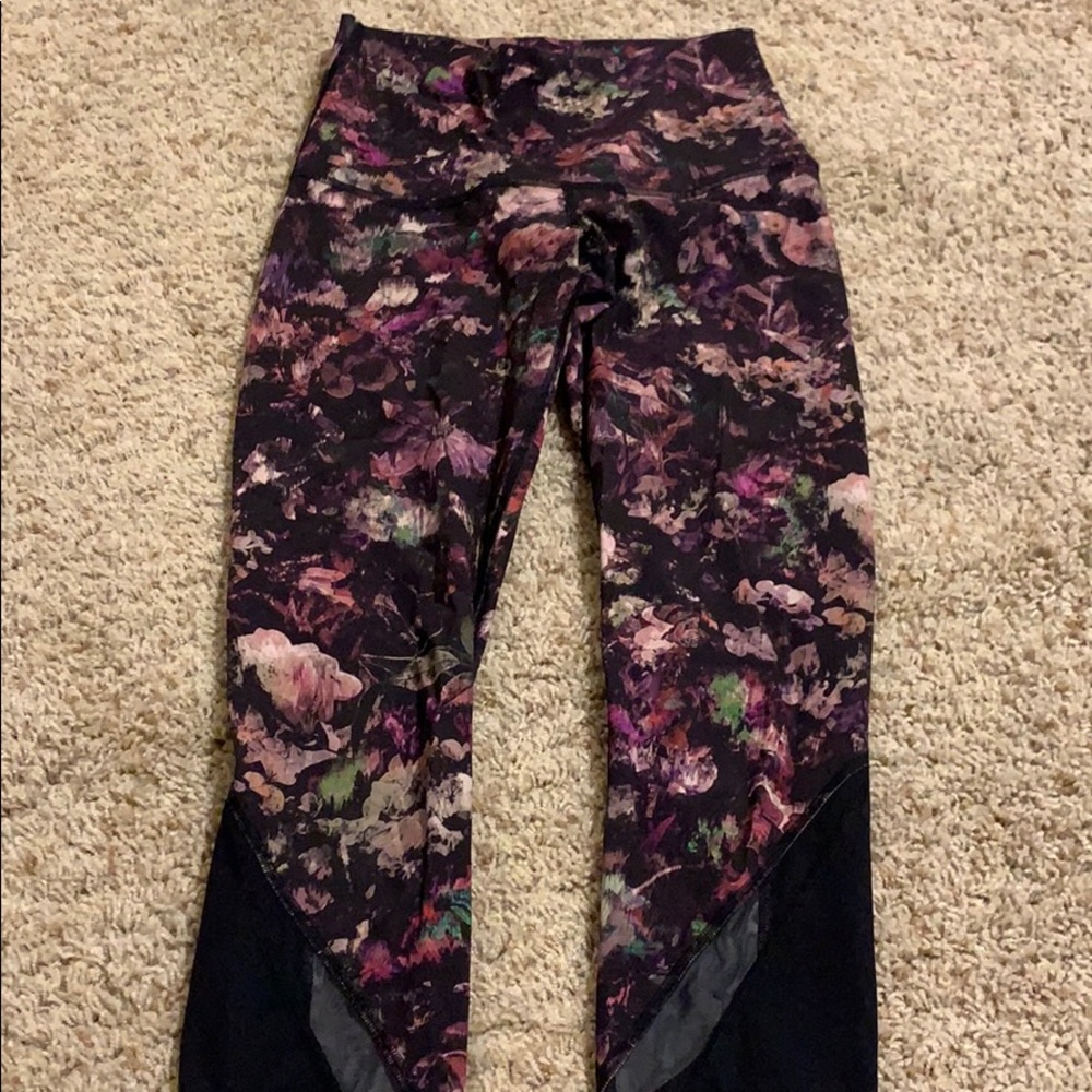 Lululemon floral crops